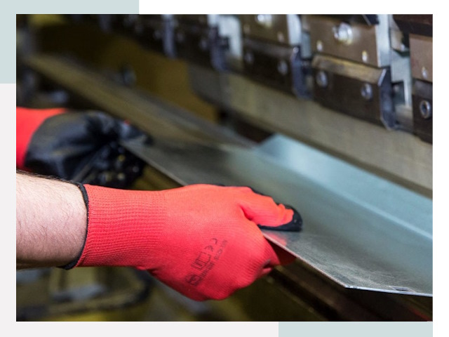 Гибка металла в Тутаев от 629 руб. - Надёжно и быстро